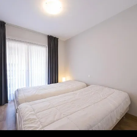 Atlantis I - 0104 + Box 14 Apartamento *